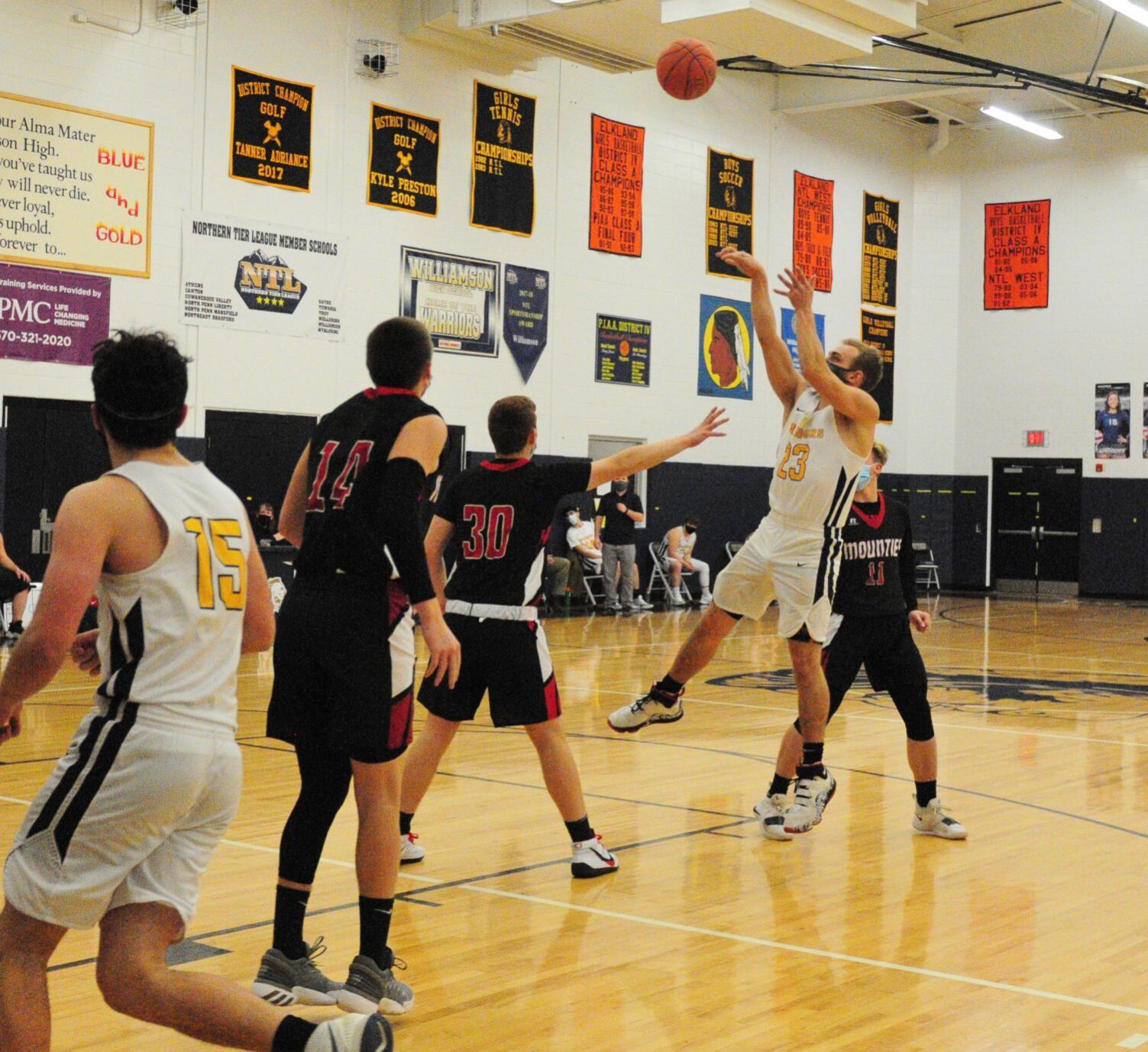 Carelton takes a shot